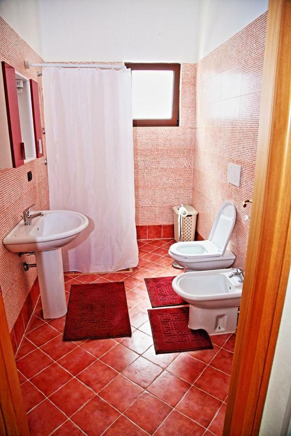 トリカーゼ Casa Di Chiaraヴィラ エクステリア 写真